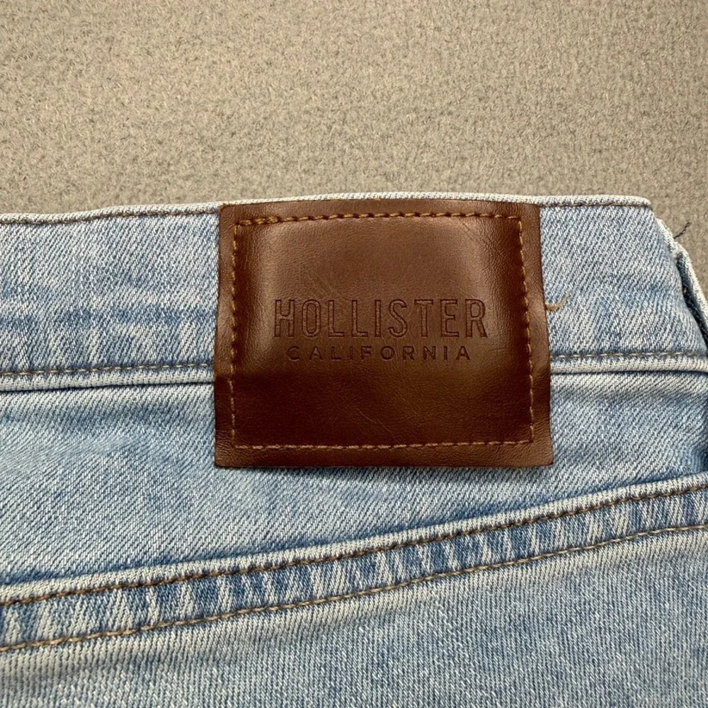 Hollister Epic Flex Straight Jeans Men 30x32 (FIT 32x30) Light Wash Blue Denim